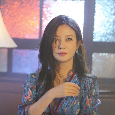 赵薇演过破戒吗,赵薇跟王菲同台