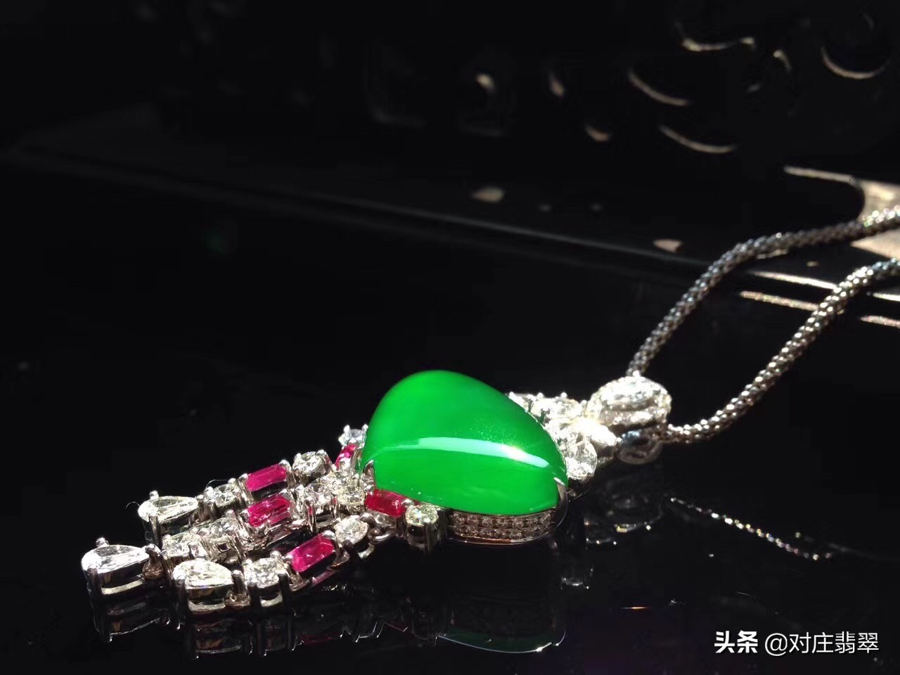 翡翠板料怎么定制,怎样挑选定制翡翠