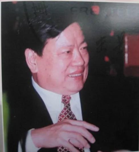 冰箱一哥新飞：拳打三星，脚踢西门子，却遭外资围剿，破产拍卖