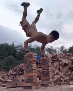 论武功歌词,论武汉的地铁到底有多挤