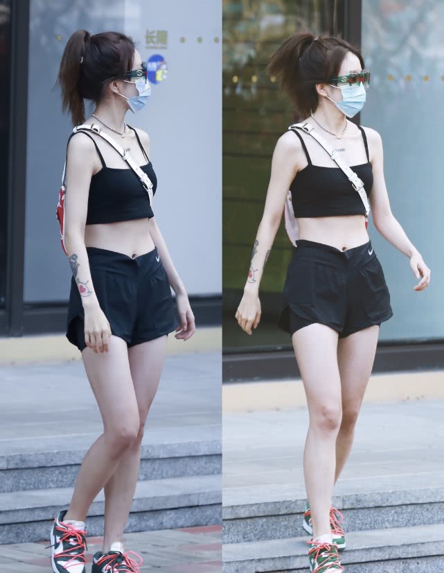 乃万吊带背心配牛仔裤,乃万篮球背心穿搭