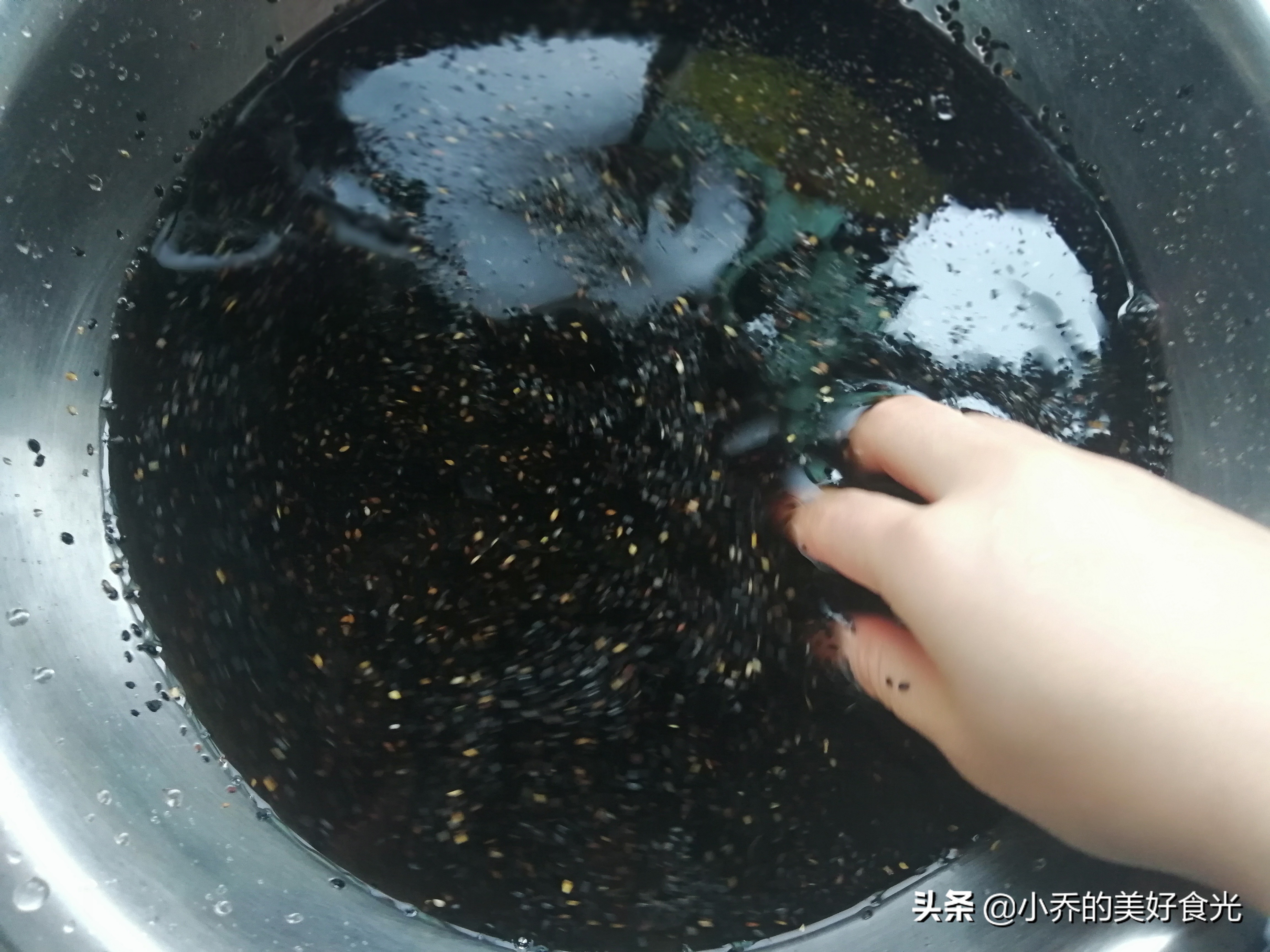 芝麻清洗方法,芝麻清洗后怎样干得快