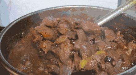 炖牛肉三个秘诀,土豆炖牛肉怎么做牛肉不硬