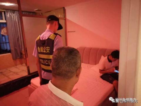 柳州开展社会面治安整治统一清查行动吹响创城号角！