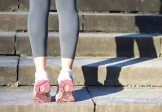 教练健身骗局揭秘新闻视频,健身圈公认的十大最无脑谣言