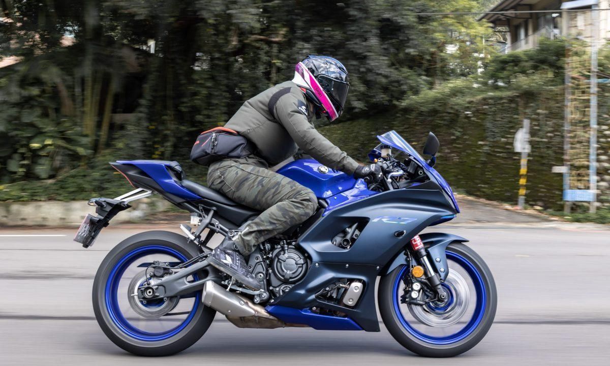 雅马哈r7马力机测试,雅马哈r7座高测试