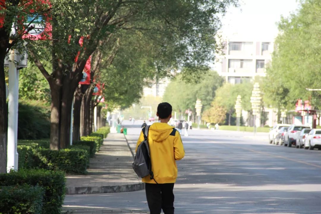 西安财经大学是几本,西安财经大学在哪里