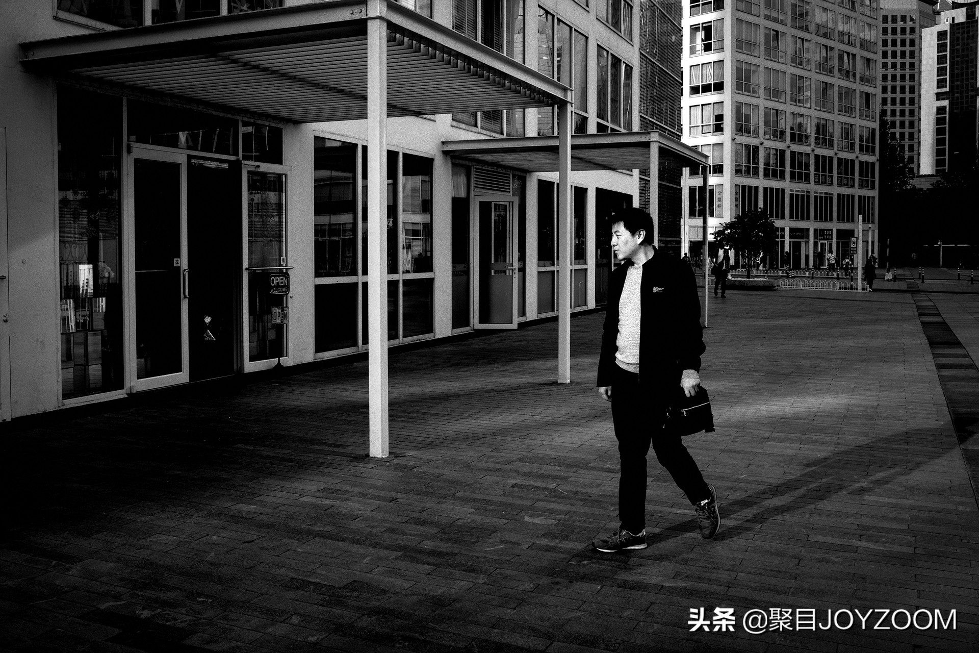 聚目体验丨最近有点儿红的街拍利器：理光GRIII入手体验