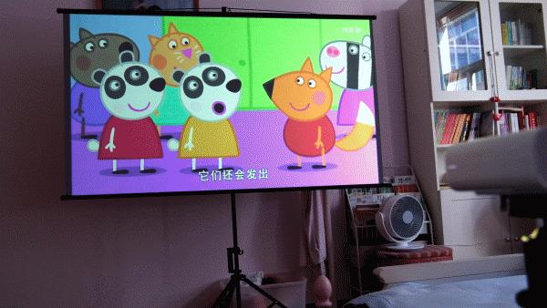 天猫精灵测评投影仪,天猫精灵小红盒投影仪测评