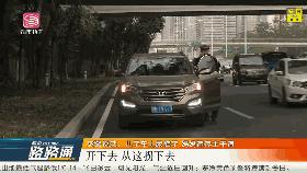 孩子开车被交警罚款,小孩坐车坐前面被交警罚