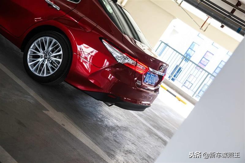 到底有多运动?不再中庸的8代丰田凯美瑞试驾