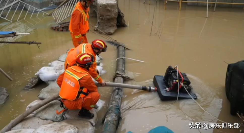 郑州下暴雨车淹水保险怎么赔,郑州洪水被淹车辆怎么赔