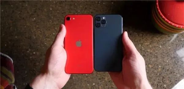 逢5G换代，又赶上离岛免税，iPhone12今年能创销量纪录吗