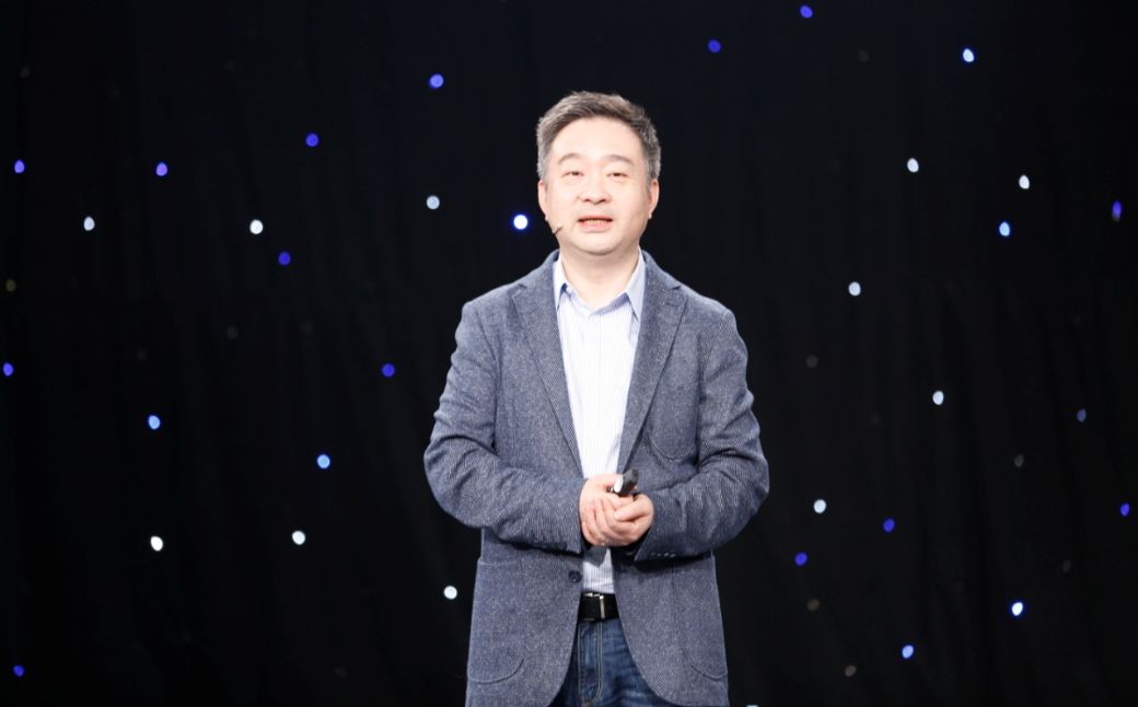 新英体育总裁喻凌霄：赞助与媒体是体育产业两大核心价值