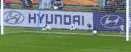 足球守门技巧和方法,小学生足球守门教学