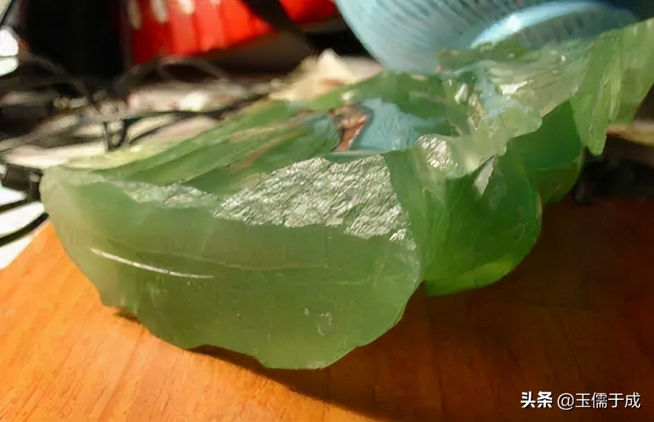 图解石英岩玉与翡翠的区别,石英岩玉和碳酸盐质玉哪个值钱