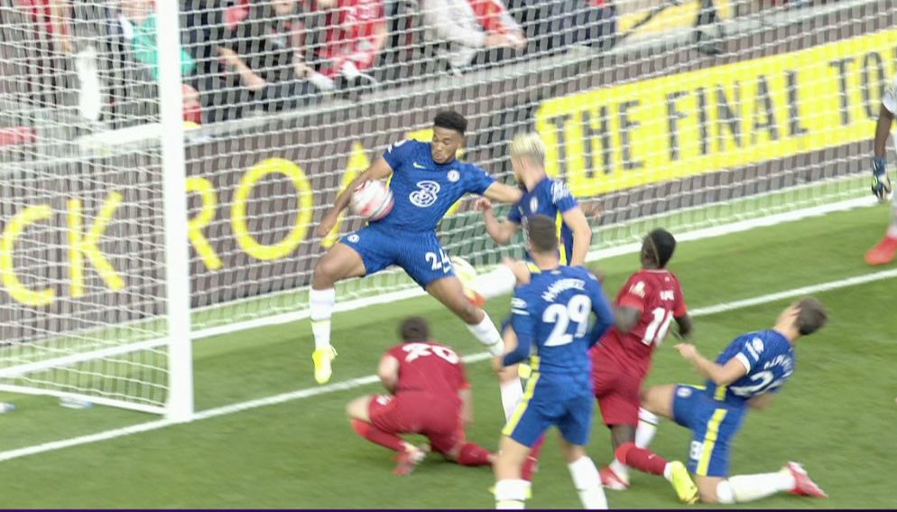 利物浦切尔西联赛杯决赛场外冲突,利物浦和切尔西的经典大战