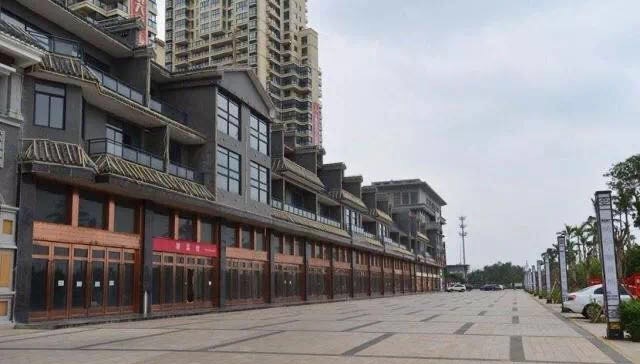 包租的商铺该不该买,包租婆买商铺划算吗