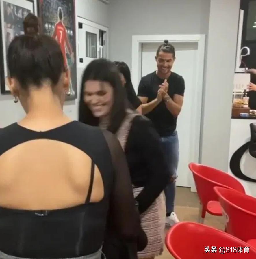 c罗回豪宅完整视频,c罗回里斯本给妈妈过生日