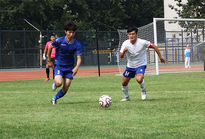 第二届全国青年运动会足球测试赛在太原理工大学开赛