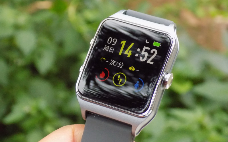 百元运动手表性价比之王,百元性价比电子智能手表