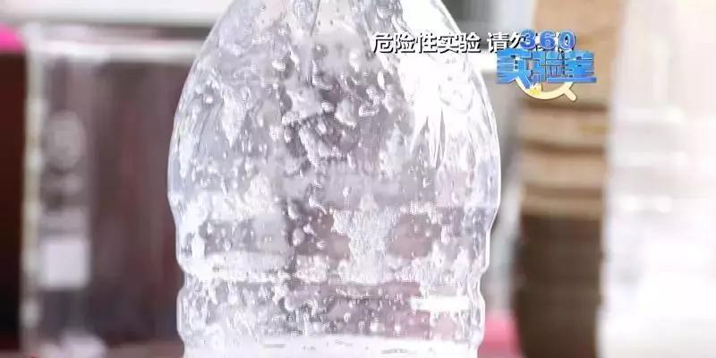 误服了食品干燥剂怎么办,误服了干燥剂有药物治疗吗