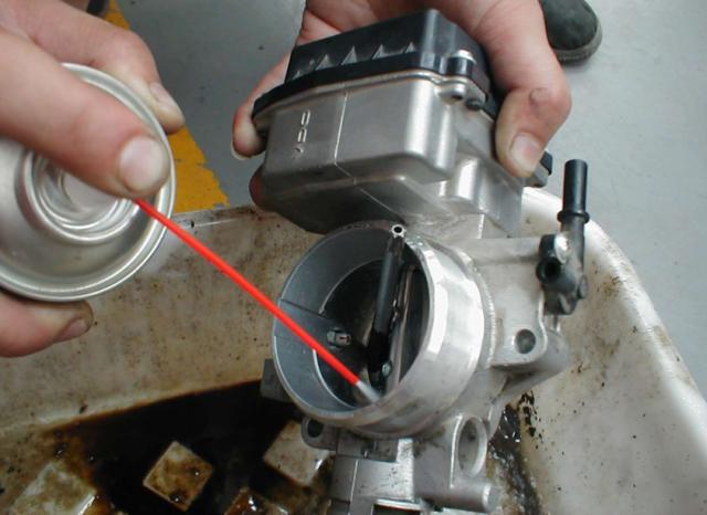 汽车年检为什么那么难,汽车年检不达标教你一招搞定