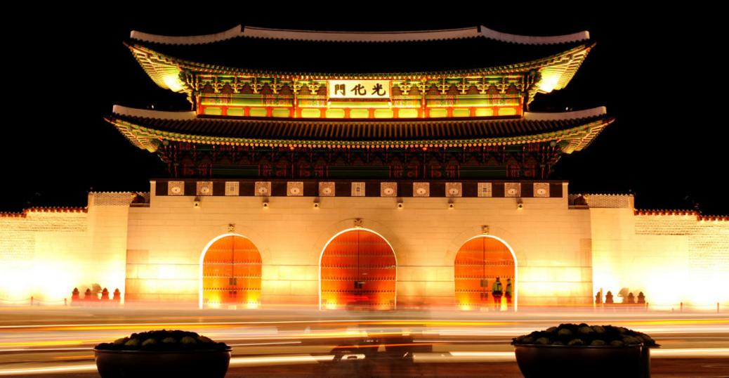 闊╁浗鑹轰汉浣庤胺,闊╁浗鑹轰汉鎷煎懡