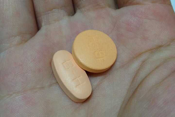 缺乏维生素B2有什么,什么原因会造成维生素b2的缺乏