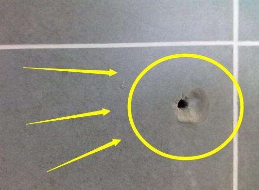 瓷砖打孔总开裂，老师傅：做好这4步开孔平整不裂砖，省力又美观