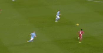 花钱买中卫能赢欧冠？迪亚斯改变曼城DNA：C罗欧洲杯也要靠他