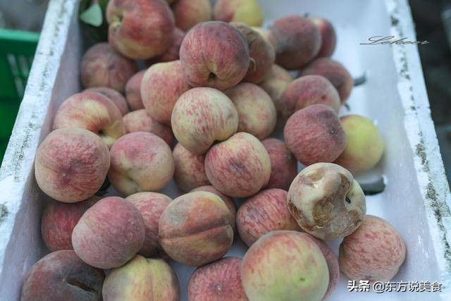 发霉的水果切掉继续吃的安全隐患,不小心吃了变质食物怎么保养