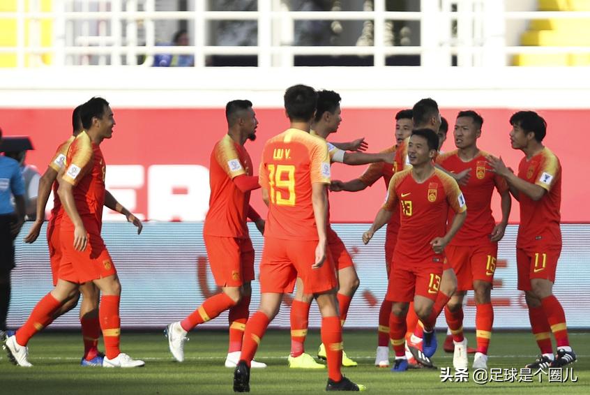 国足雨中绝杀伊拉克,福将于大宝绝杀视频