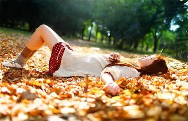 用什么理由加女友微信,如何发信息让女孩主动加微信