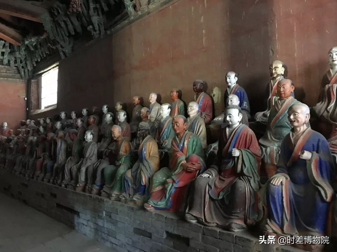 山西五台山佛光寺壁画,佛光寺阿弥陀佛头顶壁画