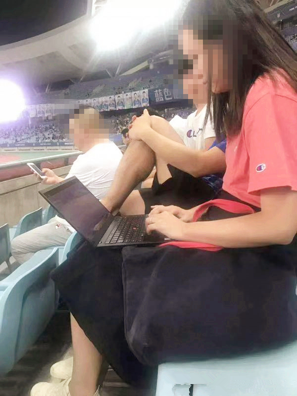 苏宁昂首进决赛上港,江苏苏宁保级