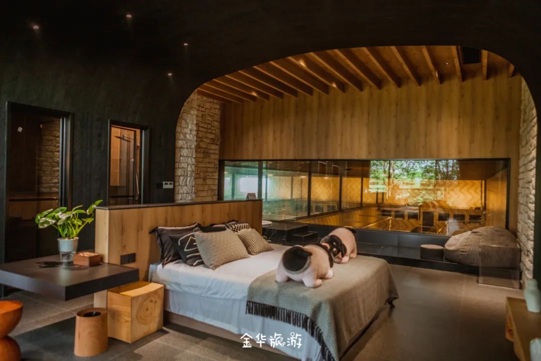 藏不住了！这个刷爆朋友圈的地方，竟然有100多个网红打卡点，手残*党**也能拍出大片!金华市区出发仅0.5h直达！