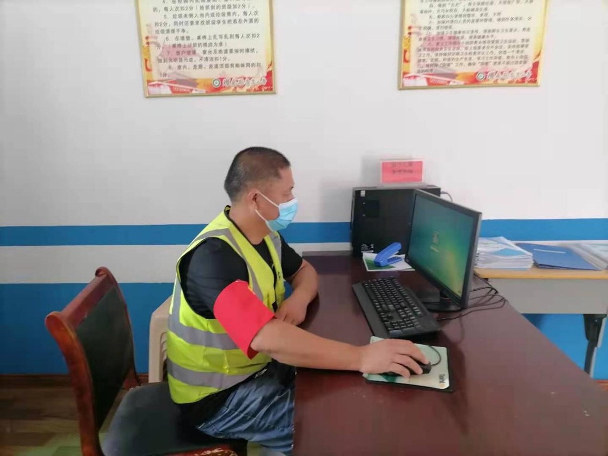 站在“疫”线的乡村学校”守门人”