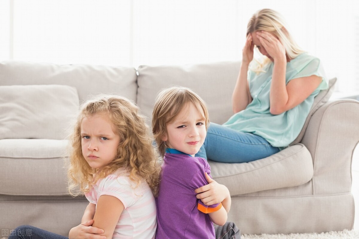 两个孩子总打架父母应怎样处理,两孩子打架父母怎么解决