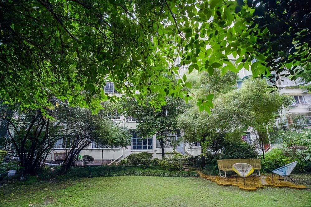 老小区顶楼太热怎么办,楼层太低太闷热怎么办