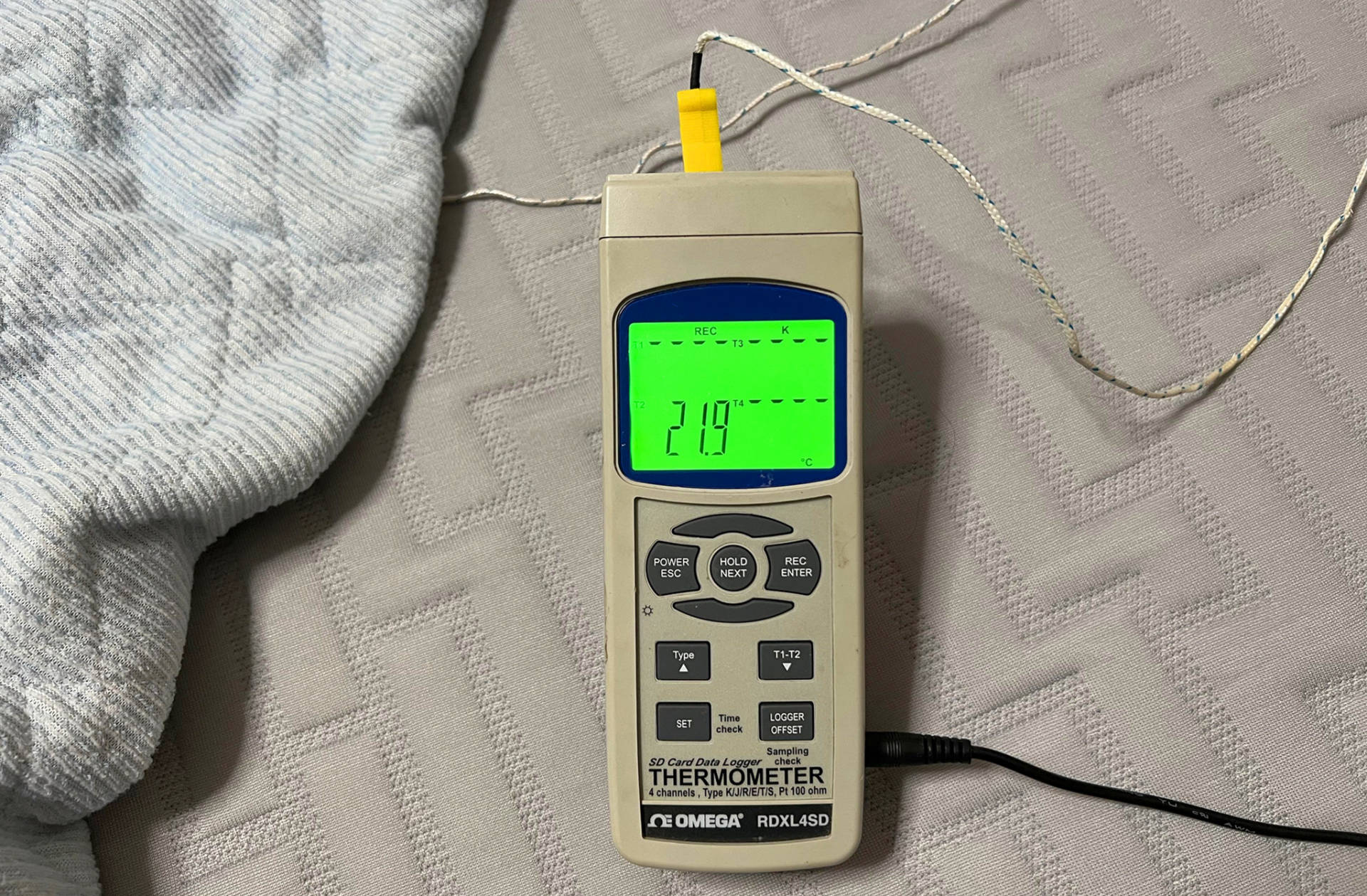 碳纤维电热毯怎么选择,水管电热毯和碳纤维电热毯