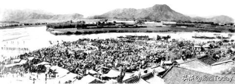 忆往昔峥嵘岁月看今朝城市新貌,忆往昔峥嵘岁月稠看今朝民富国强