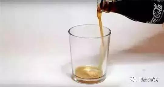 博康泰丨青岛9岁儿童喝可乐，牙齿酥到用镊子一捏就碎