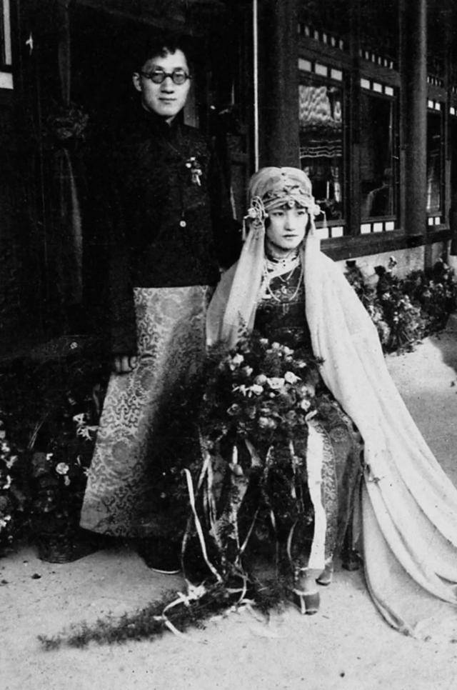 民国才女林徽因和一代名媛陆小曼,关于徐志摩陆小曼林徽因的爱情