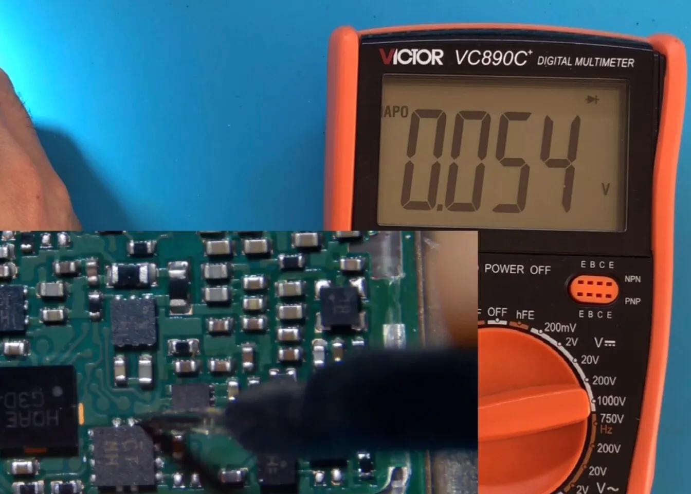 荣耀v8突然关机不开机,华为v8关机充电开机不充电