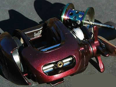 路亚竿水滴轮和纺车轮该怎么选,路亚竿水滴轮纺车轮鼓轮哪个好