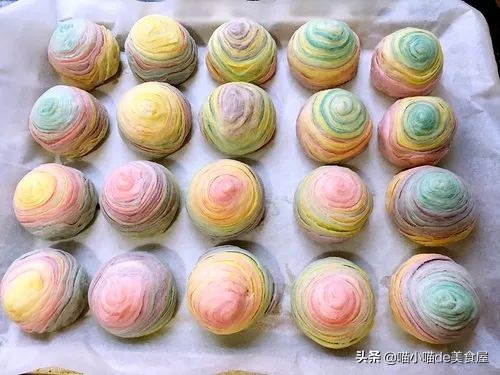 蛋黄酥手法视频,蛋黄酥换皮套路图解