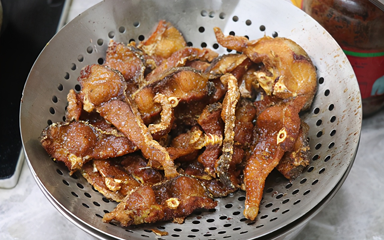 鲍鱼的一个简单又好吃的做法,湘菜大厨教你草鱼最好吃的做法