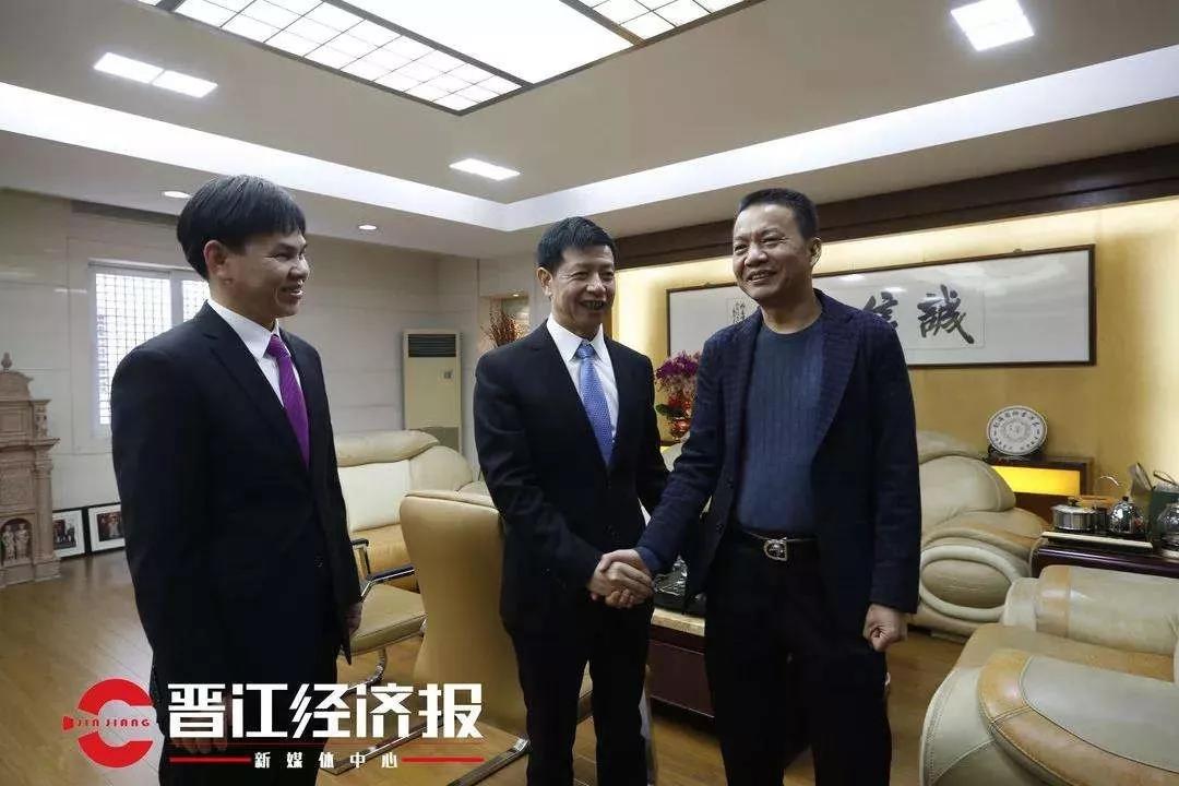 市值蒸发300亿突然关店300家,市值蒸发3500亿突然关店300家