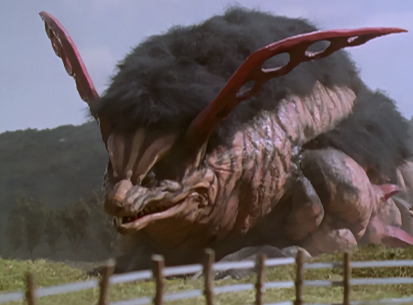 奥特曼被举报下架是真的吗,奥特曼被下架跟卡片有关系吗